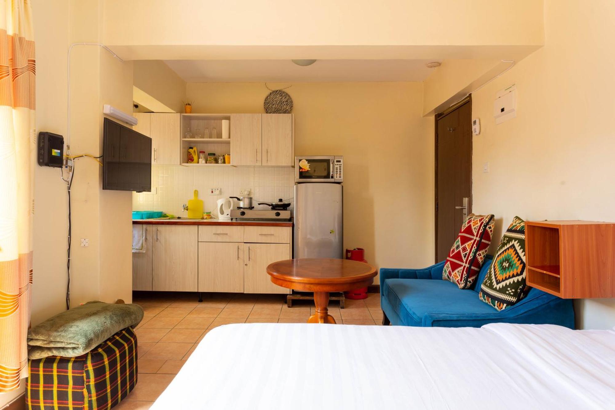 City View With Rooftop Pool - Studio Nairobi Exterior photo
