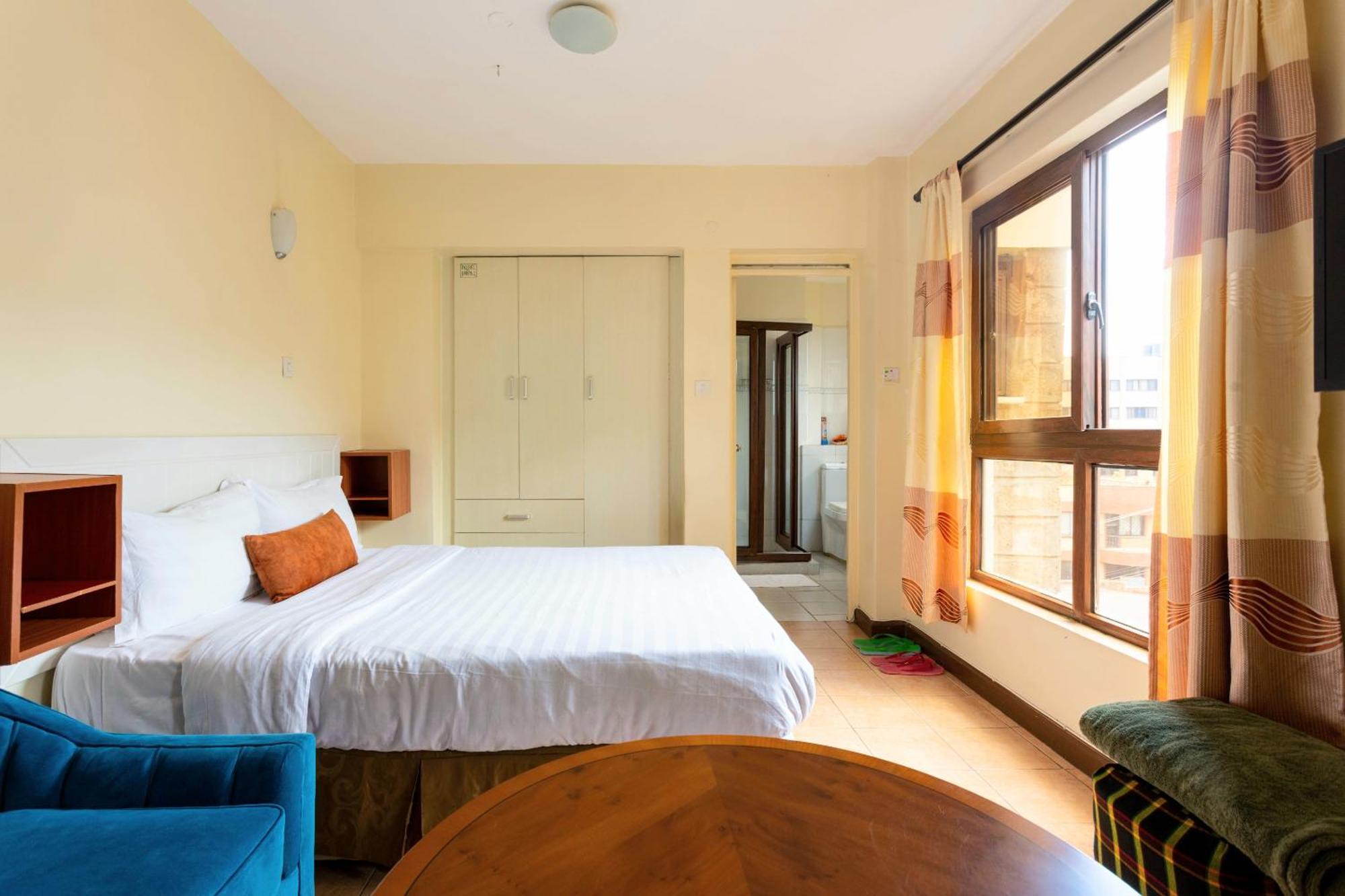 City View With Rooftop Pool - Studio Nairobi Exterior photo