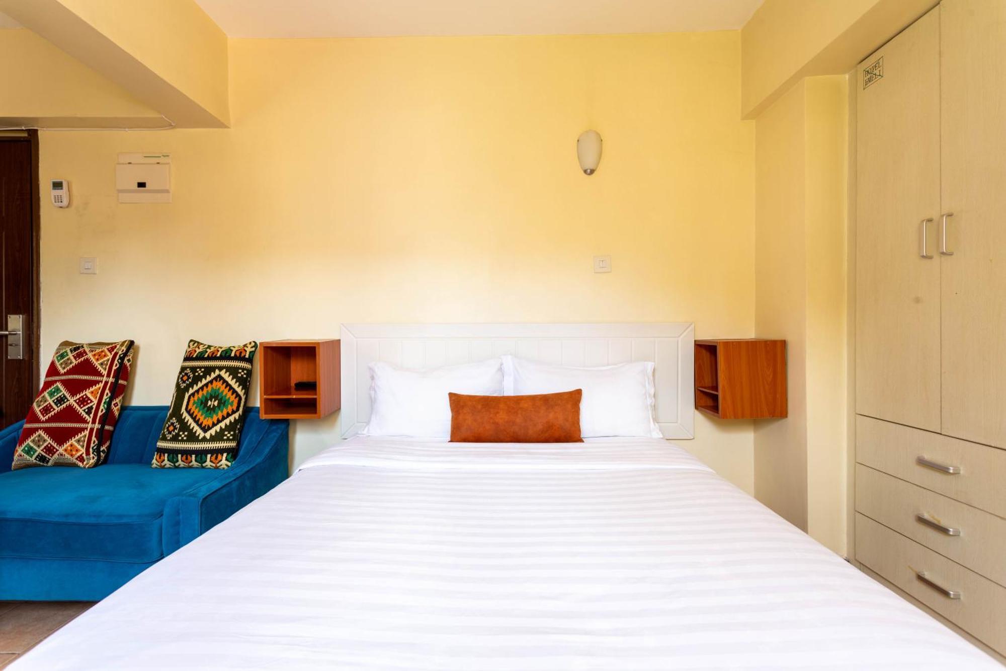 City View With Rooftop Pool - Studio Nairobi Exterior photo